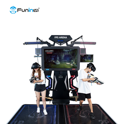چند نفره در حال ایستادن پرواز VR شبیه ساز 360 ° محدوده حرکت